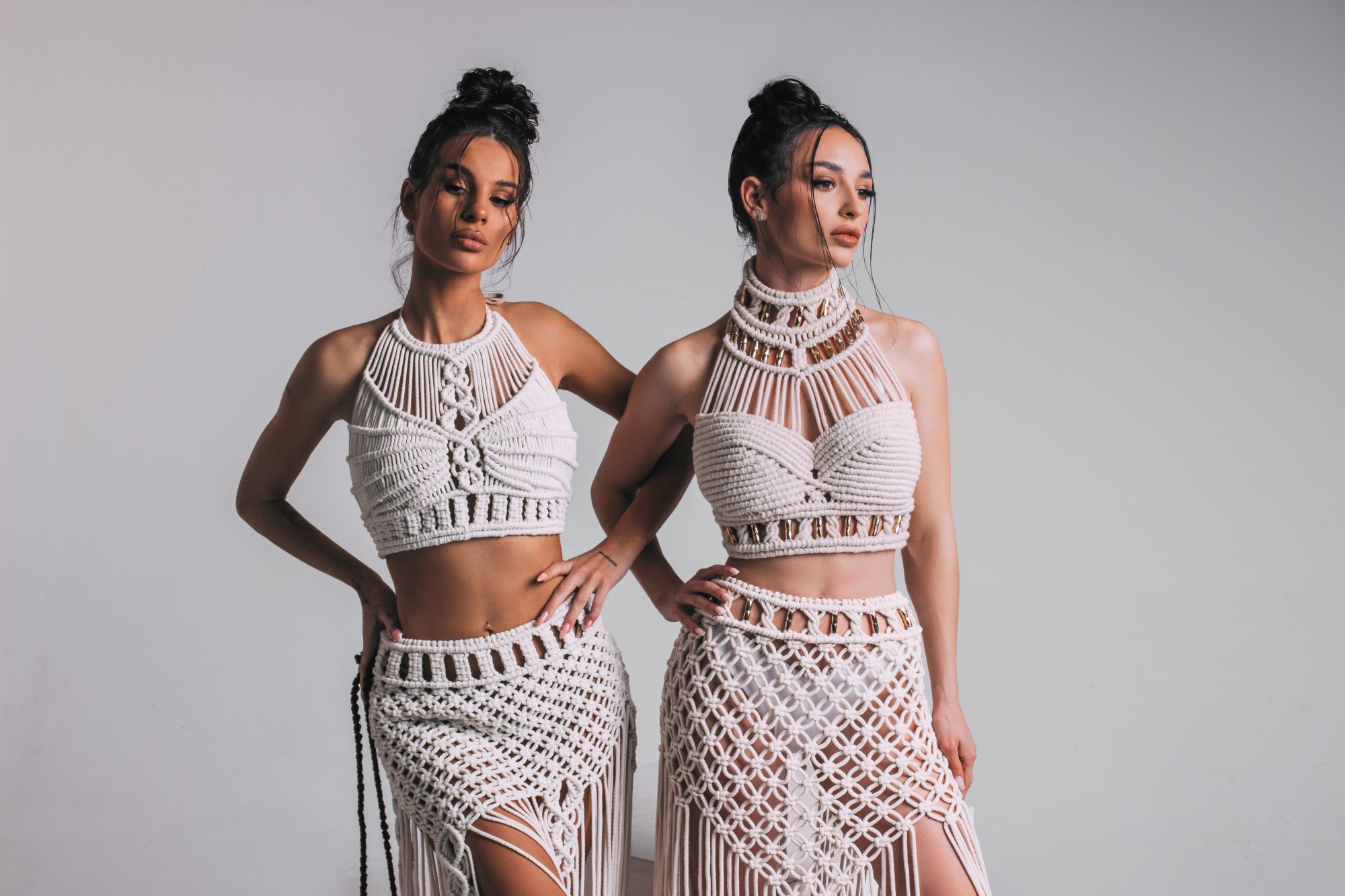 Моден тренд 2023: Бохо-шик рокли от макраме – хитът в плажната мода